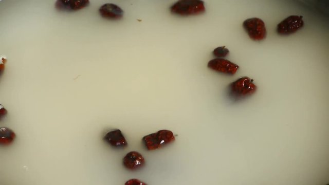 Jujube in the rice soup. 