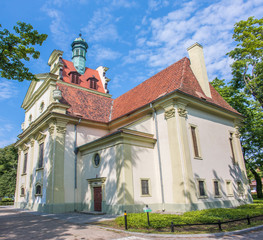 Strandpanorama Kirche am Pier in Sopot (Molo w Sopocie) Gdynia (Gdingen) pomorskie (Pommern) Polska...