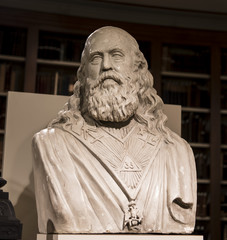 Albert Pike bust