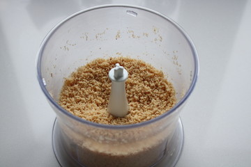 nocciole tritate