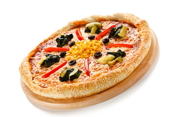 Vegetarian pizza with corn, spinach and olives 