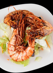 Shrimps and lettuce appetizer