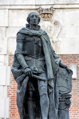 Fototapeta na wymiar Estatua de Carlos III