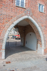 Mittelalterliches Stadttor mit Wappen  am Danziger Hafen Gdańsk (Danzig) pomorskie (Pommern) Polska (Polen)