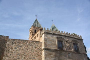Obraz premium muralla en la ciudad de Toledo, España