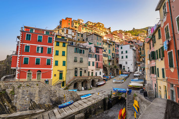 Fototapeta na wymiar Italy Riviera at Colorful Riomaggiore village, Cinque Terre, Italy