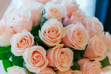Tea roses bouquet