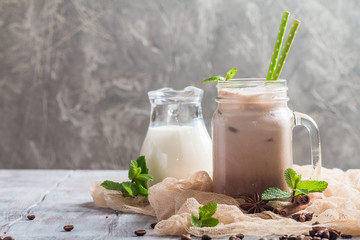 Iced coffee with milk 