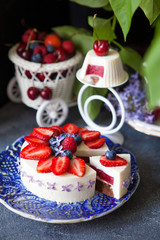 Vanillal cheesecake with strawberry