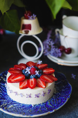 Vanillal cheesecake with strawberry
