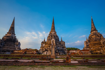 Fototapeta premium Wat Phra Si Sanphet temple in Ayutthaya Historical Park, a UNESCO world heritage site, Thailand