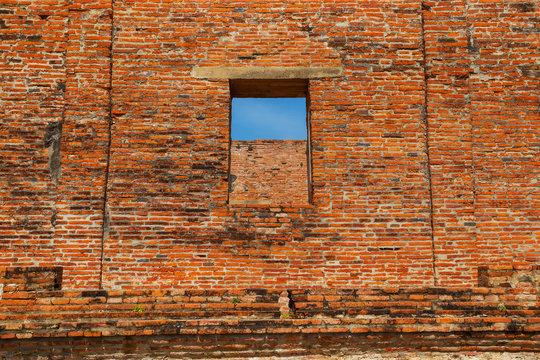 Wat Ratburana Temple in Ayutthaya Historical Park, a UNESCO world heritage site, Thailand