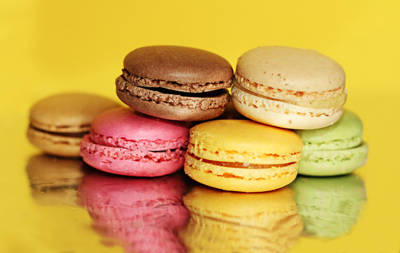 macrons
