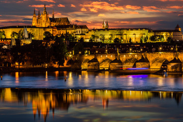 Obraz premium Prague Castle after sunset. Europe, Czech republic.