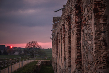 Ogrodzieniec Castle in the sunset