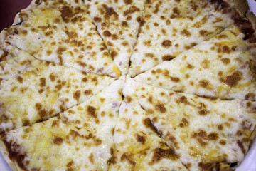 Pizza four cheeses