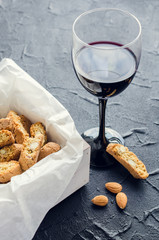 Italian cantuccini cookies and red wine