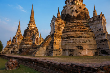 Fototapeta premium Wat Phra Si Sanphet temple in Ayutthaya Historical Park, a UNESCO world heritage site, Thailand