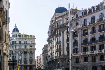 Fototapeten Cityscape in Barcelona Europe - street view of Old town in Barcelona, Spain © ilolab
