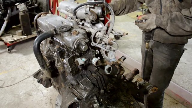 Engine inspection