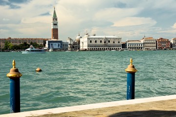 Canale di Giudecca  mit Dogenpalast und Campanile an der Piazza San Marco