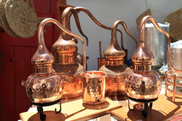 Stills for alcohol distillation