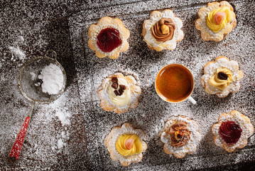 Assorted small cookies .