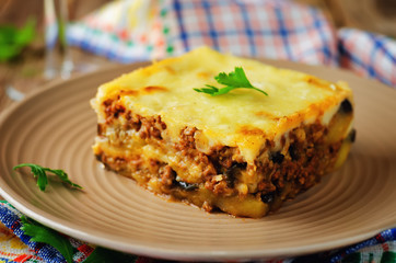 Potato minced meat eggplant casserole