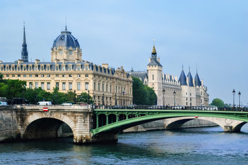 Obraz premium Conciergerie Castle in Paris.