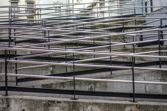 ESCALERA MINUSVALIDOS DISCAPACITADOS