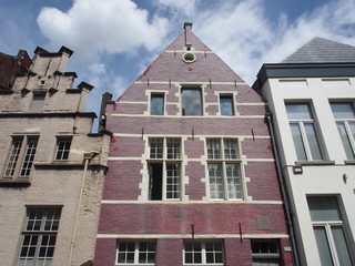 Fototapeta na wymiar Mechelen, Belgien in Flandern: Altstadthäuser