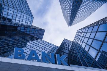 Bank building in a business area - obrazy, fototapety, plakaty