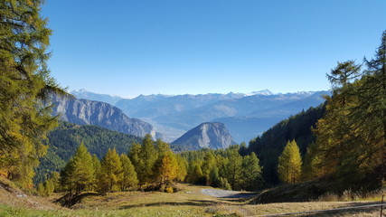 Fototapeta na wymiar Fenestral Valais