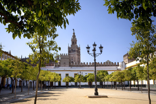 Spain, Andalusia, Seville, Barrio Santa Cruz, La Giralda