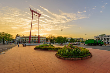 Giant swing landmark of Bangkok in sunset time / Sao Ching Cha