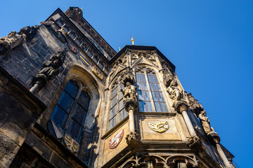 Obraz premium Details, ornaments and windows from the Old Town Hall chapel in the tower in Prague