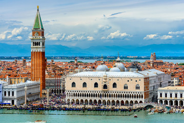 Fototapeta na wymiar Campanile and Doge's palace on San Marco square in Venice, Italy