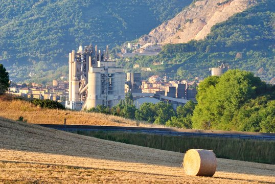 Agricoltura e industria presso Colleferro - Roma - Lazio - Italia