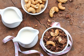 healthy granola with cashew