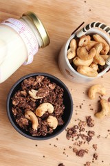 healthy granola with cashew