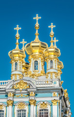 Fototapeta na wymiar The golden domes of the Catherine Palace in Tsarskoye Selo.