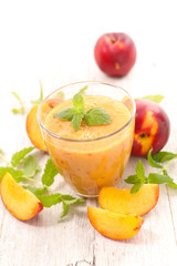 peach smoothie