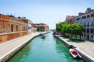 Obraz premium Beautiful view of water street and old buildings in Venice, ITALY