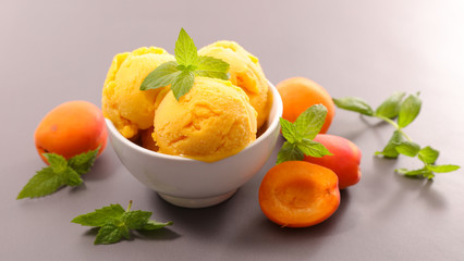 apricot ice cream