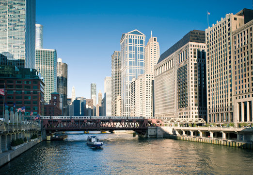 Wells Street Bridge, The Loop, Downtown Chicago, Illinois, USA
