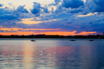 Fototapeta na wymiar Buffalo NY sunset in springtime looking over Lake Erie from park system