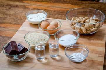 Ingredienti ricetta torta di pane con cioccolato