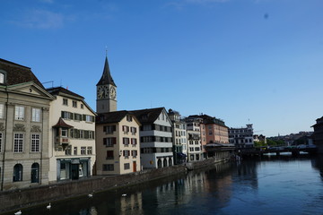 Fototapeta na wymiar St peter kirche in Zürich