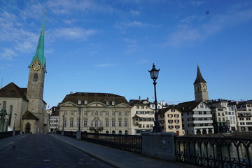 Fototapeta na wymiar St peter kirche in Zürich