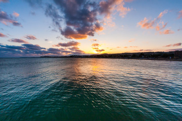 Puesta de sol desde el mar
